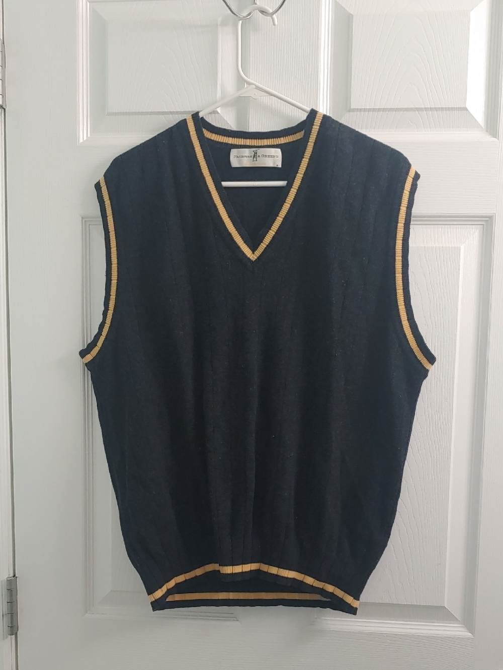 Fairway & Greene Sweater Vest Ribbed Navy Blue with Gold Trim Men's Size XL